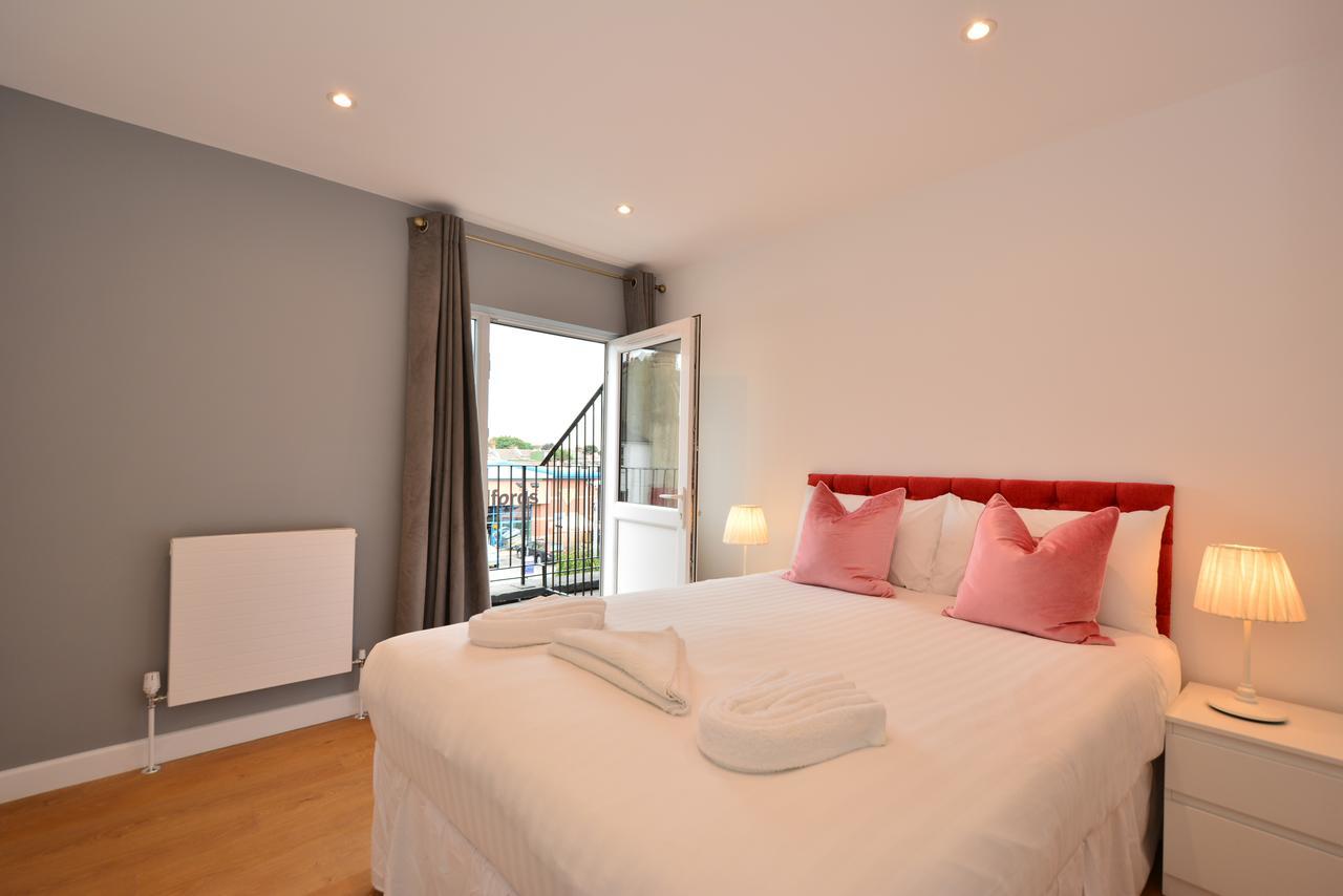 London Deluxe Apartments Mitcham Exteriér fotografie