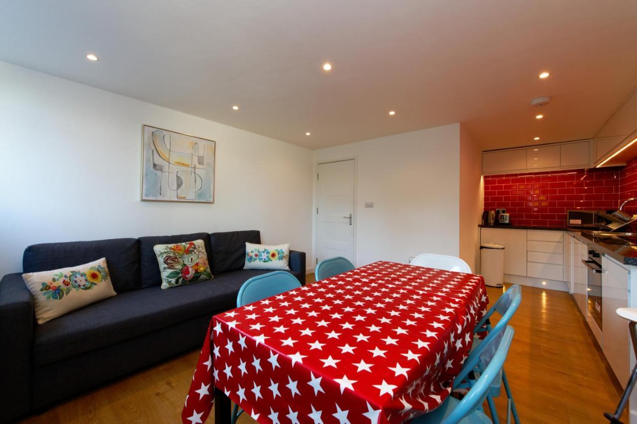 London Deluxe Apartments Mitcham Exteriér fotografie