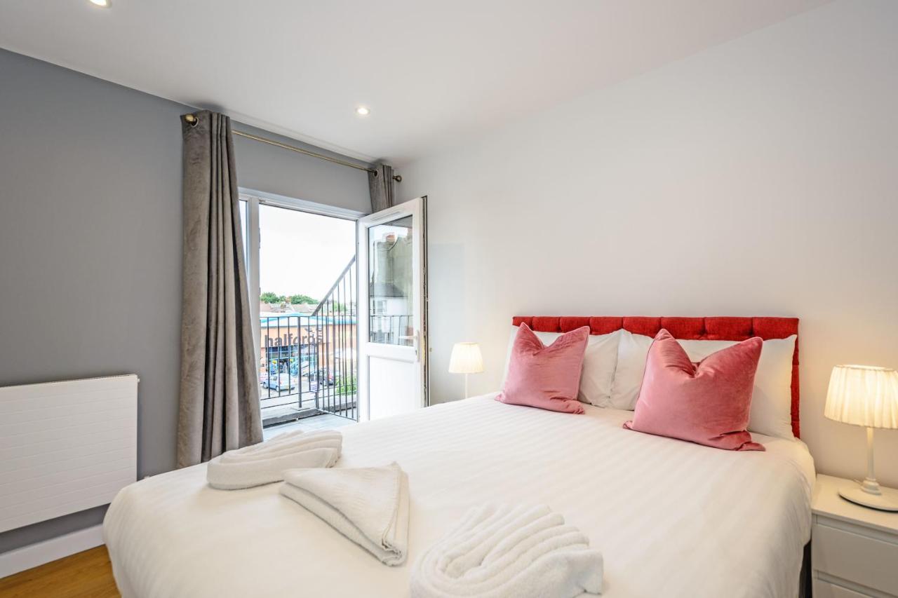 London Deluxe Apartments Mitcham Exteriér fotografie